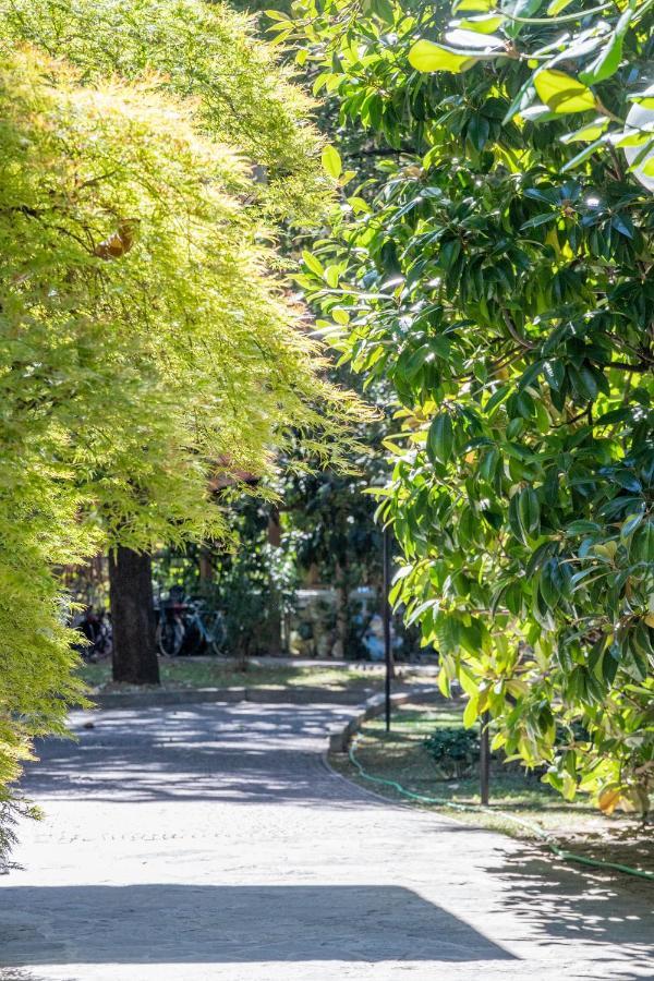 City Centre Apartment - 10 Minutes To Duomo - Free Wifi E Netflix 米兰 外观 照片
