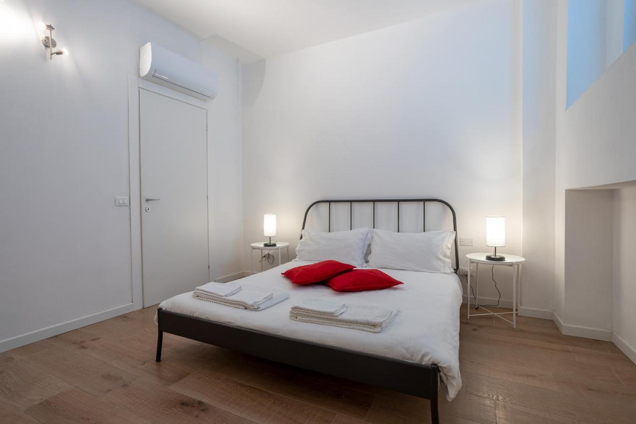 City Centre Apartment - 10 Minutes To Duomo - Free Wifi E Netflix 米兰 外观 照片