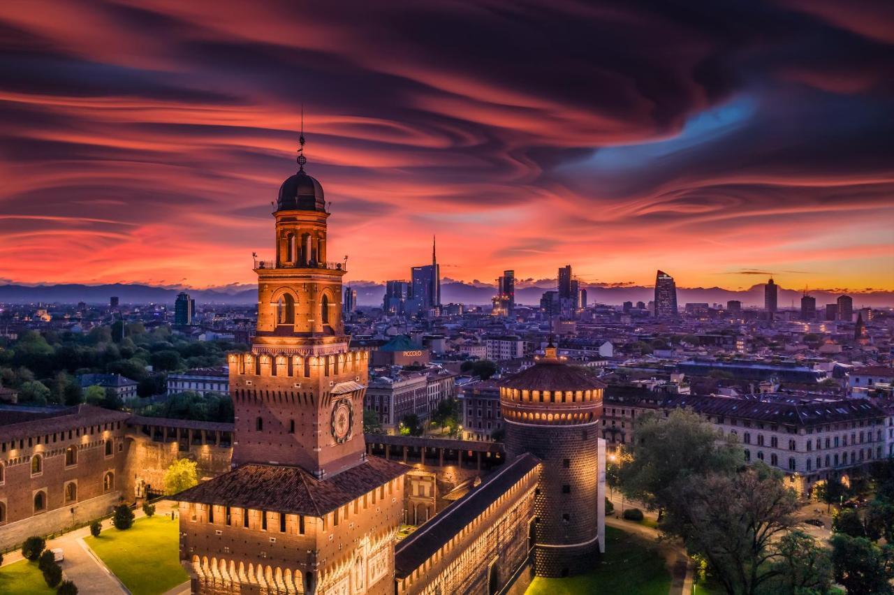 City Centre Apartment - 10 Minutes To Duomo - Free Wifi E Netflix 米兰 外观 照片